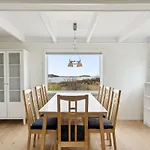 Idyllisk Perle Ved Sjoen!