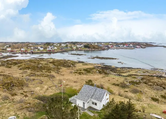 Idyllisk Perle Ved Sjoen!